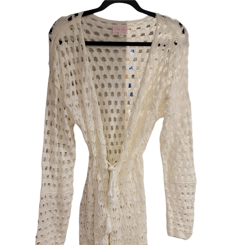 Pink lily white cover up xl